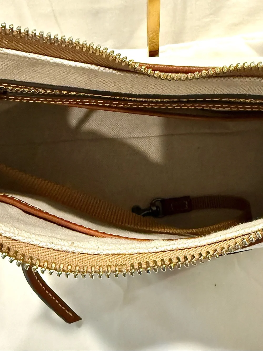 Dooney & Bourke Pebble Grain Small Hobo